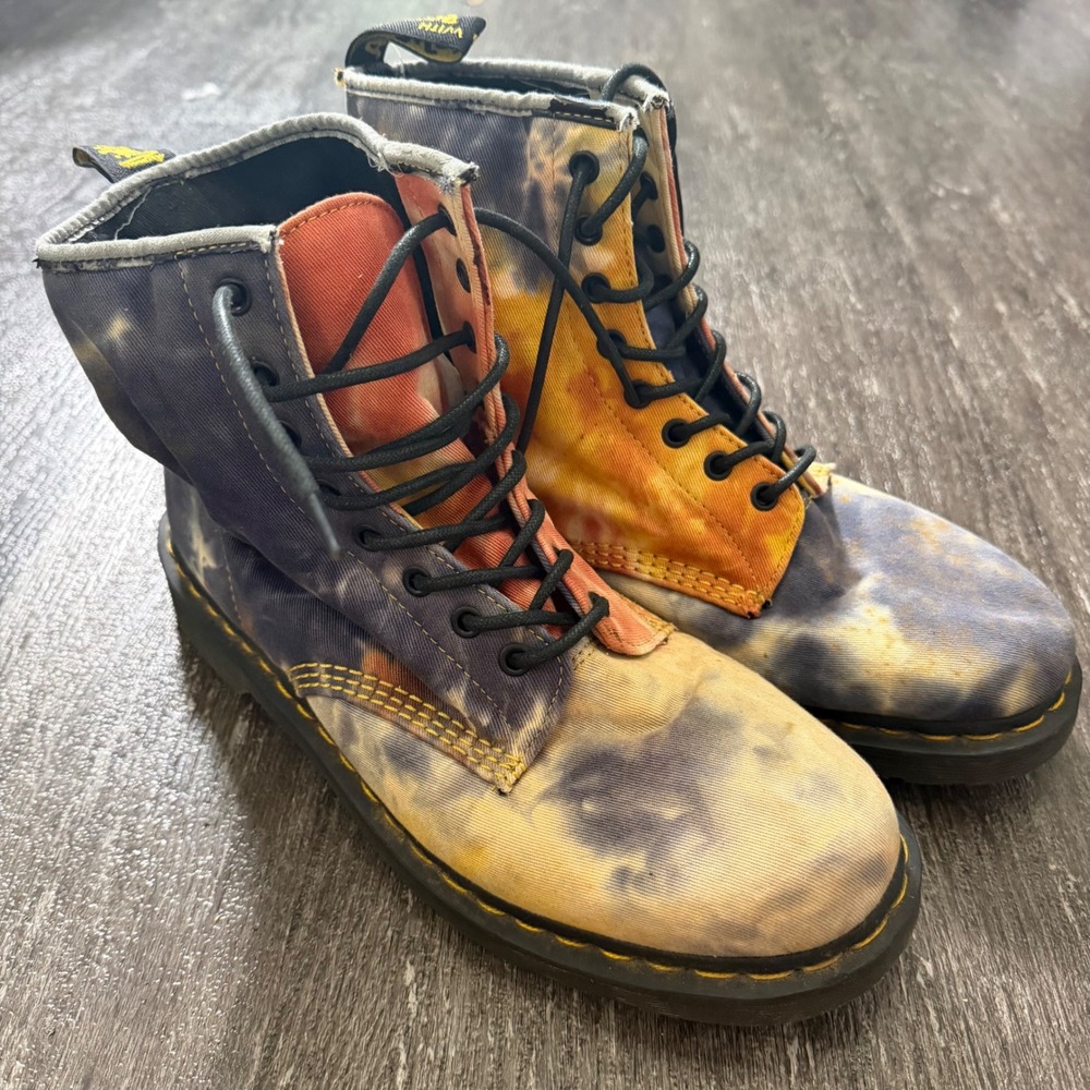 Dr. Martens 1460 Pascal Boots Mens 12 Multicolor Tie Dye Canvas 8 Eye Combat